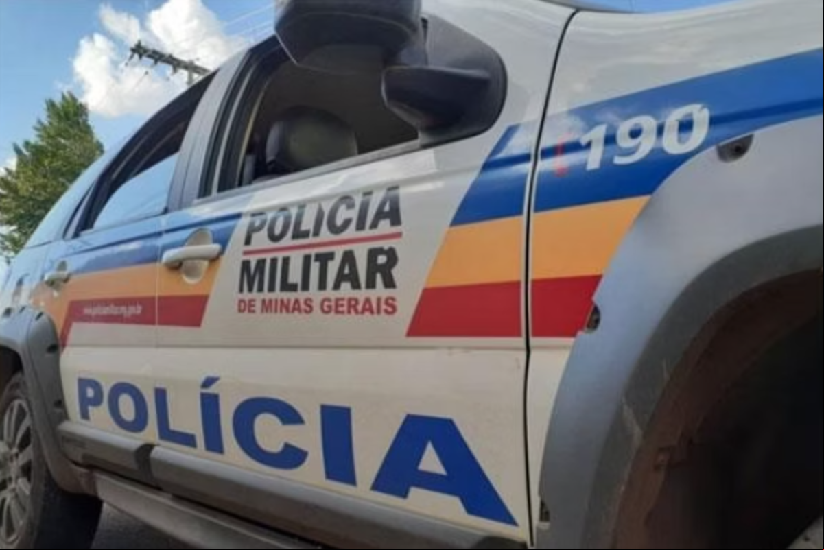 Apreensão incluiu cocaína, crack e uma pistola 9 mm
